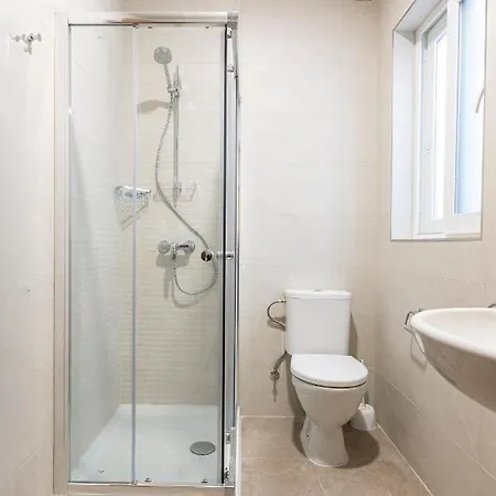 Apartamento Lovely 2br In A Peaceful Neighbourhood W/wifi By 360 Estates