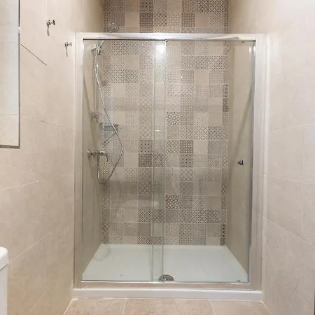 アパート Lovely 2br In A Peaceful Neighbourhood W/wifi By 360 Estates マルサシュロック